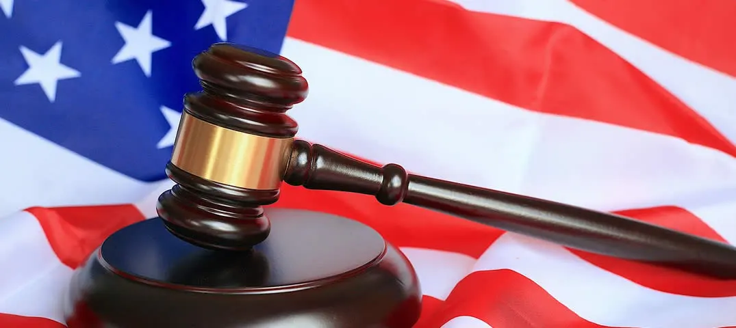 Que es Mandato Judicial en Estados Unidos 