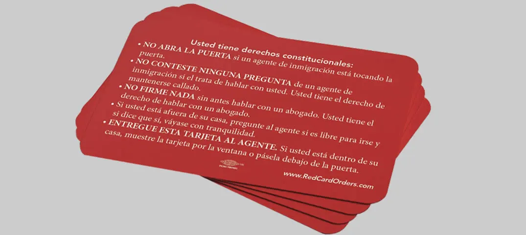  mensaje de la Casa Tarjeta Roja para inmigrantes